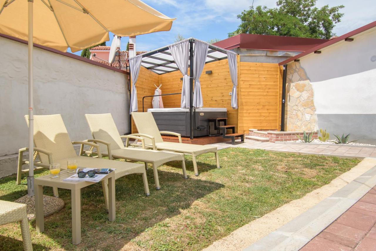 Holiday Home Giovanni Vabriga With Private Jacuzzi Tar-Vabriga Exterior foto