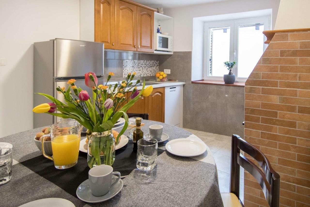 Holiday Home Giovanni Vabriga With Private Jacuzzi Tar-Vabriga Exterior foto