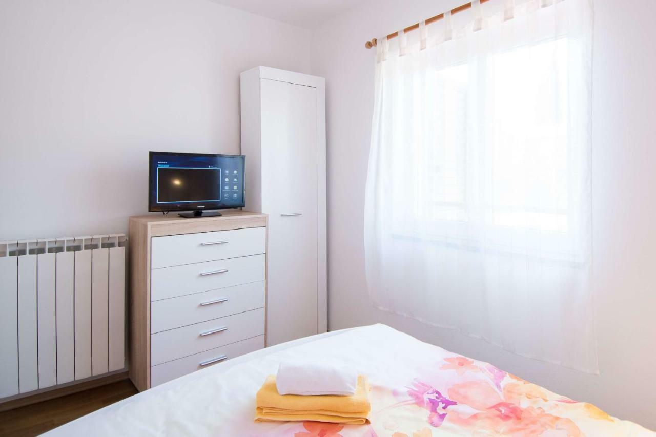 Holiday Home Giovanni Vabriga With Private Jacuzzi Tar-Vabriga Exterior foto