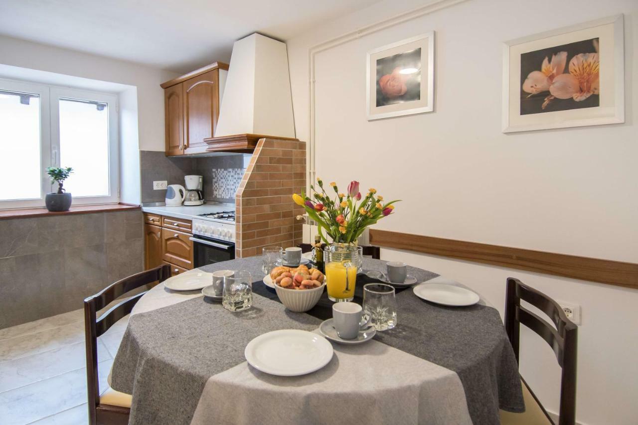 Holiday Home Giovanni Vabriga With Private Jacuzzi Tar-Vabriga Exterior foto